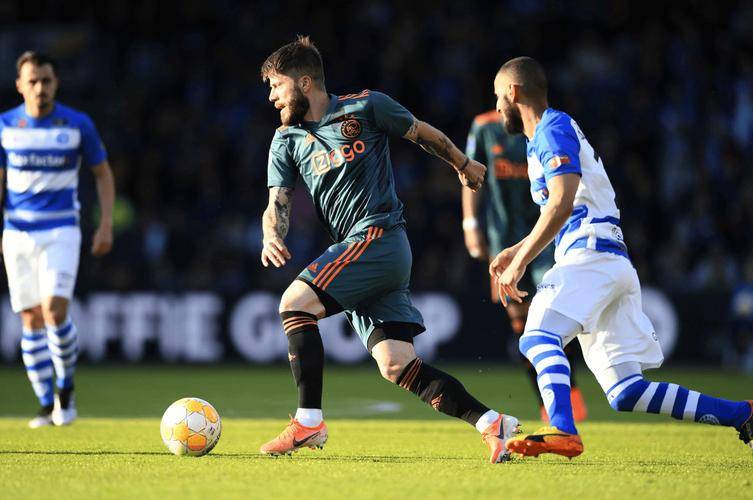 开云体育-关于葡超今夜再迎强敌，纽卡斯尔迎来里程碑，主帅态度——压力陡增，身体对抗强度拉满的信息